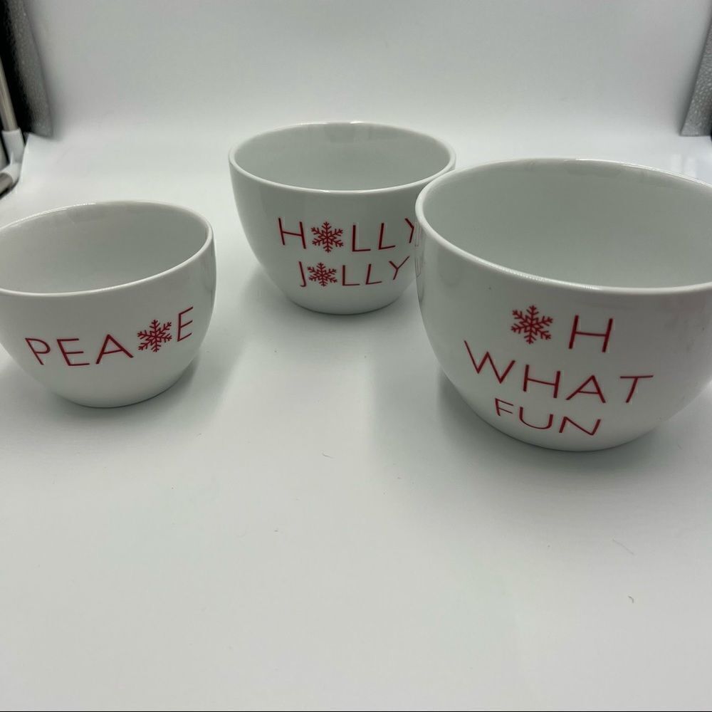Set of 3 Crate & Barrel Ceramic Small Nesting Bowls. Holiday Nesting Bowls.